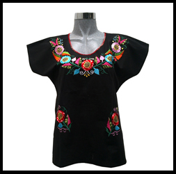 Blusón bordado color negro