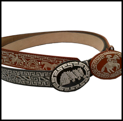 Cinturón para caballero imitación piel piteado en color negro y café.